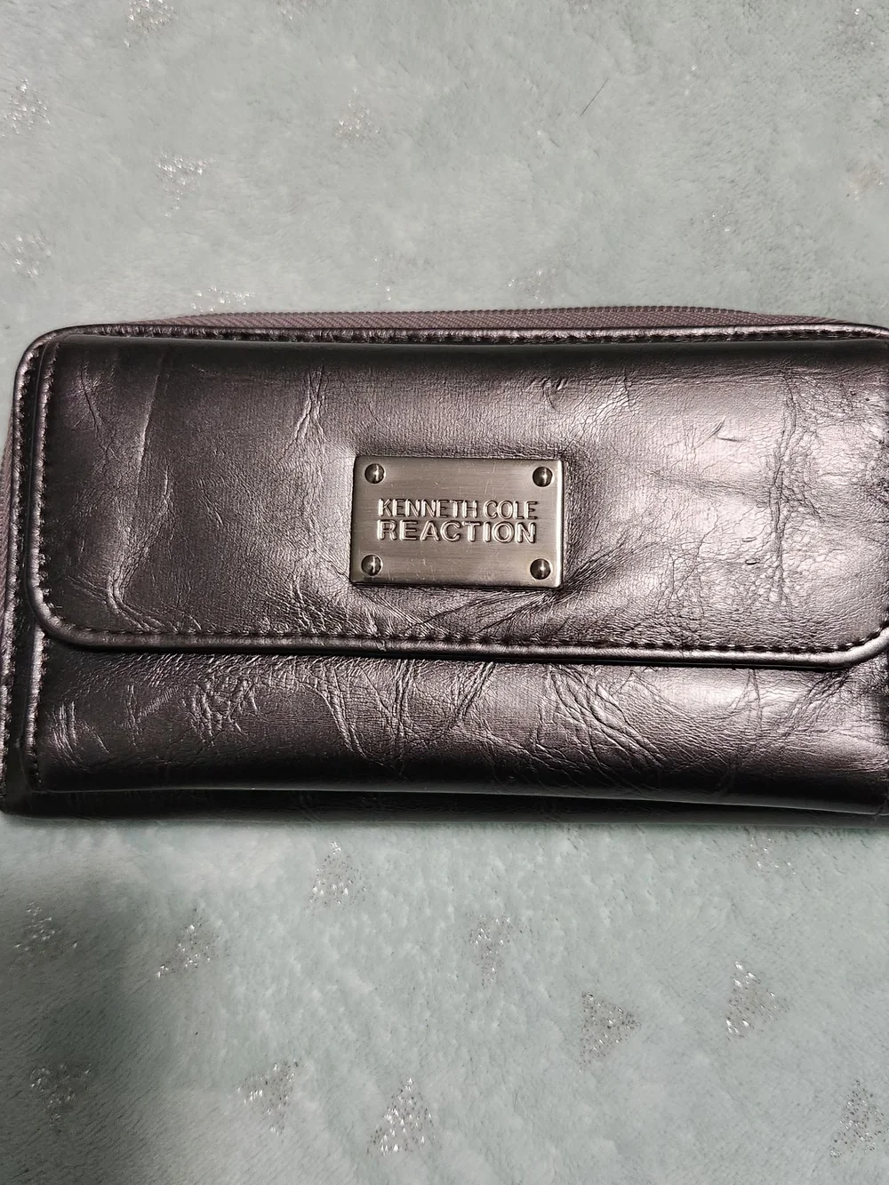 Kenneth Cole Reaction Long Wallet